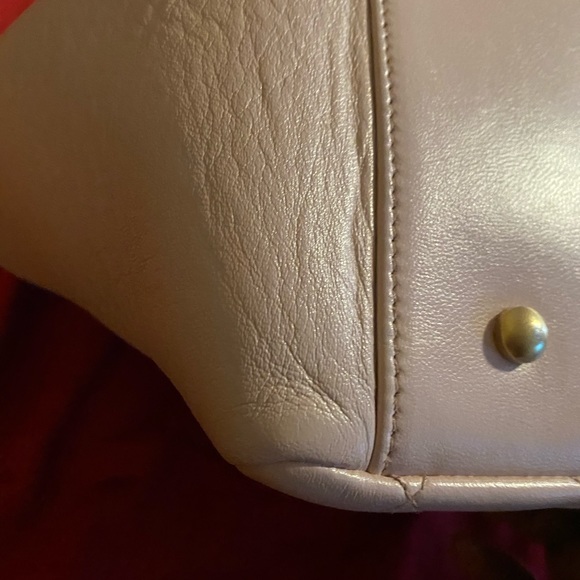 🚫SOLD🚫Authentic Chanel Timeless Petit Tote - Picture 14 of 16